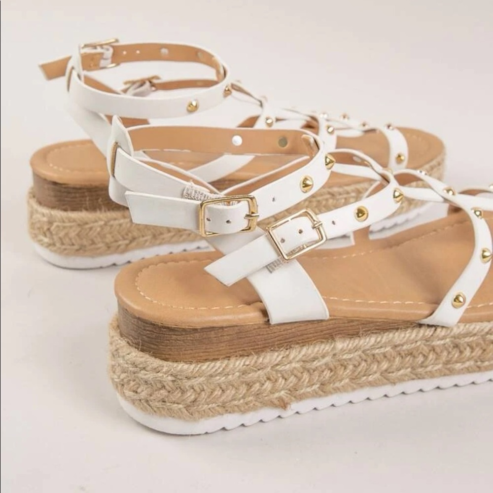Platform sandals - Picture 3 of 3